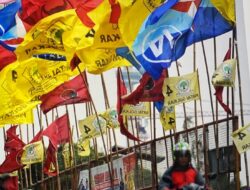 Cawe-cawe Caleg Lintas Partai